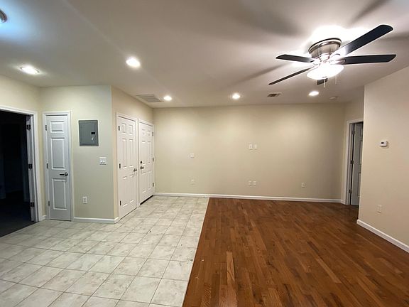 2nd image of 84 John St Floor 2