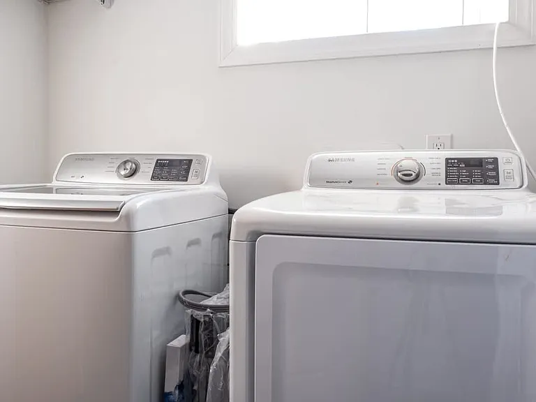 Washer/Dryer