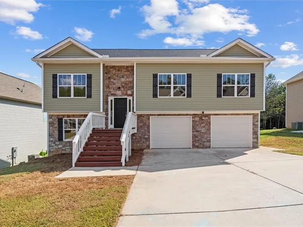 233 Arbor Dr, Rockmart, GA 30153