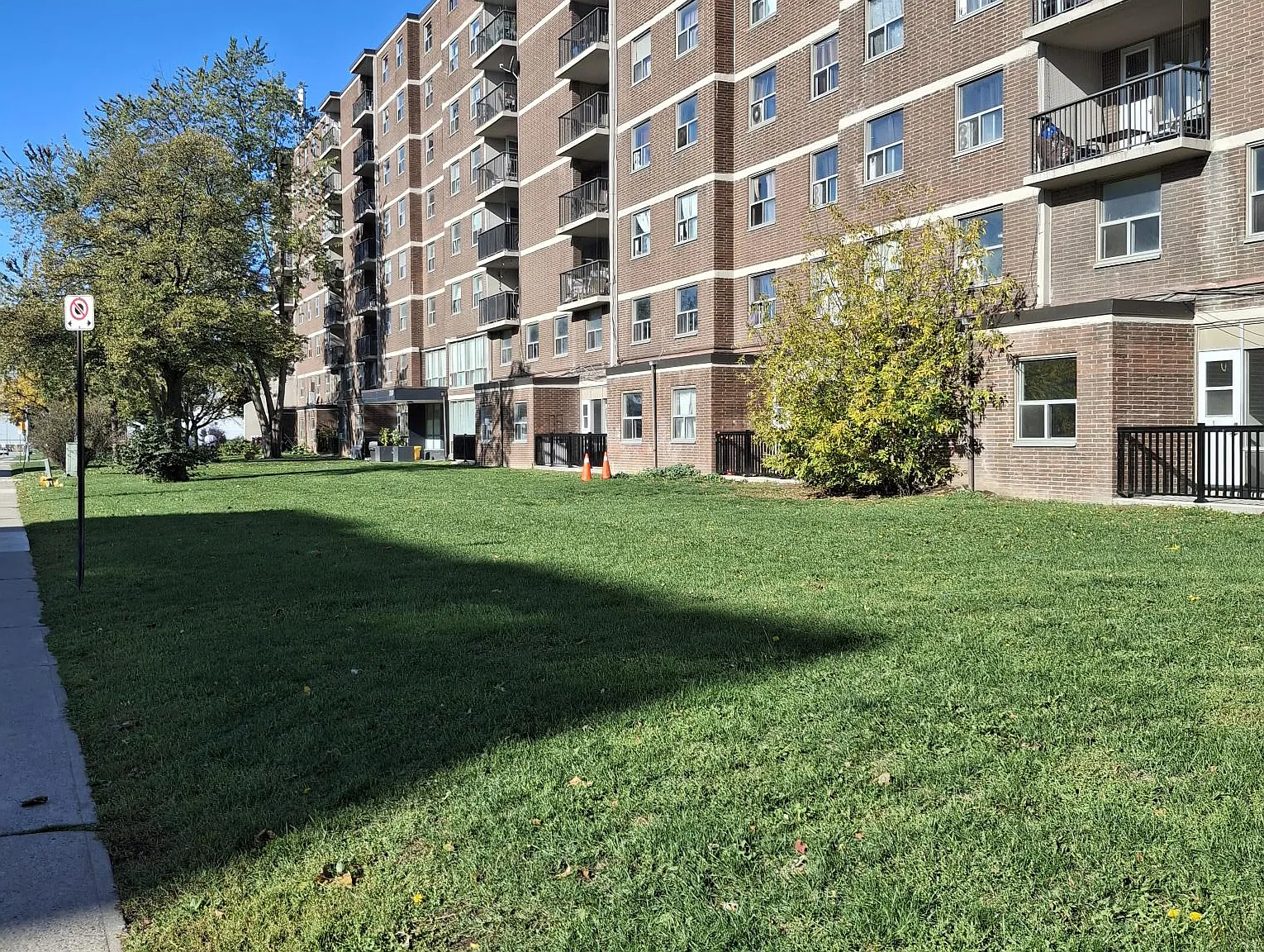 1040 Cedar St. and 280 Wentworth St. — Photo 1