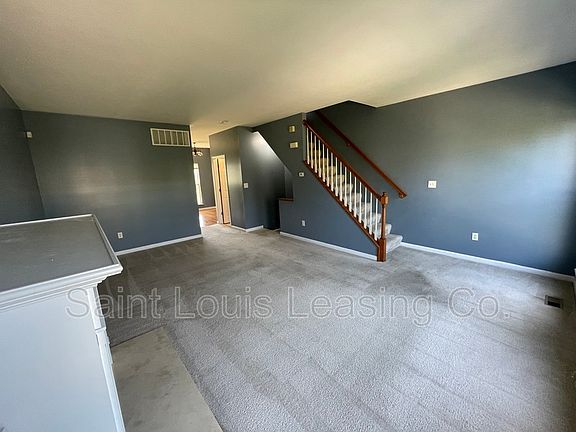 5th image of 36 Watson Mill Ct