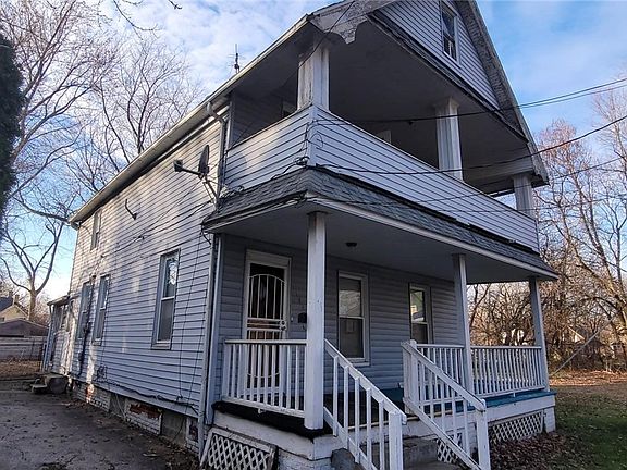 3rd image of 1410 E 63rd St
