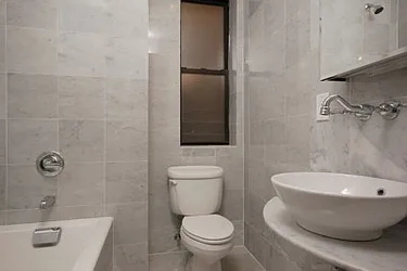 Rented by Raz Realty
