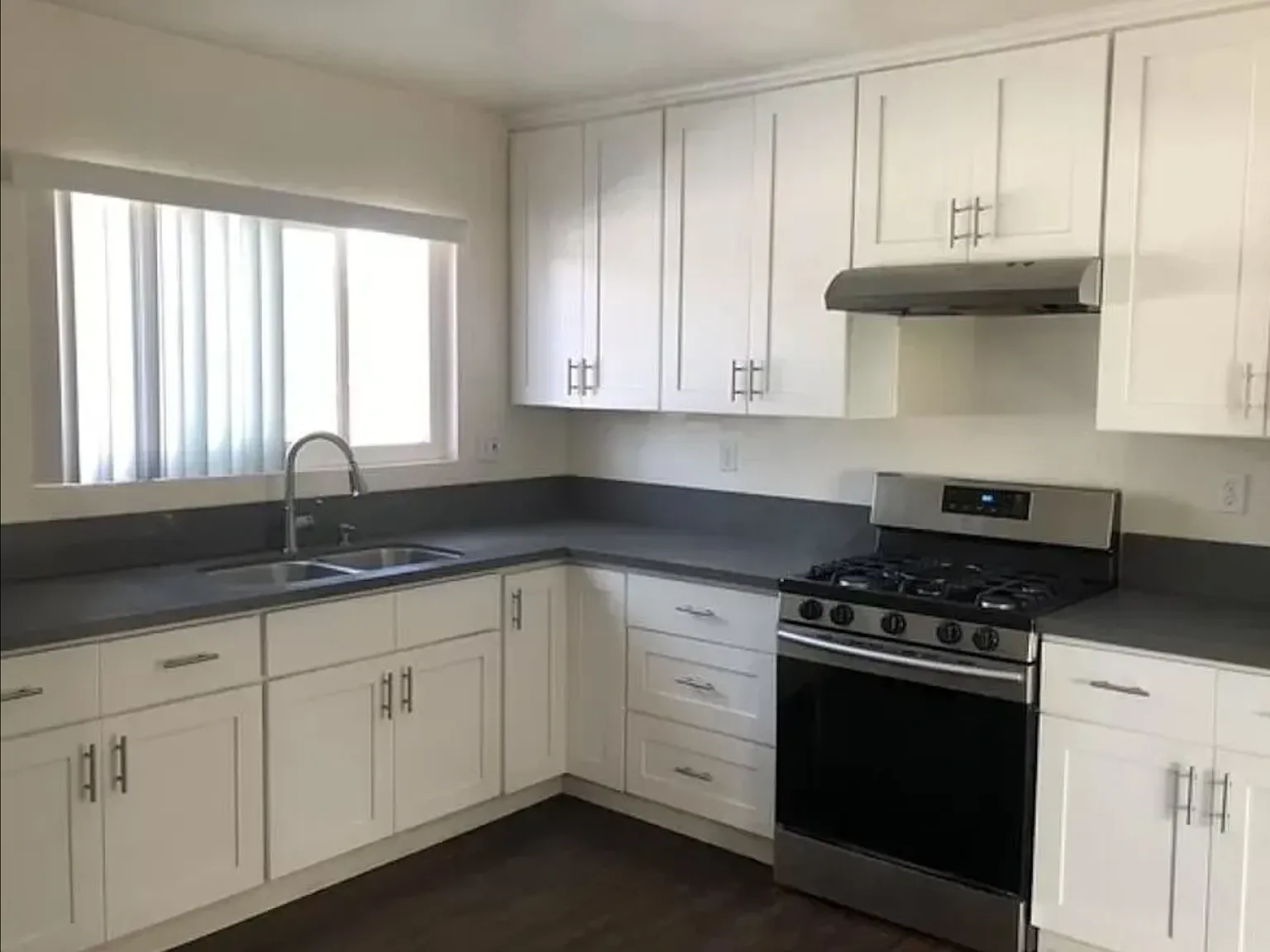 3 bed, 1130 sqft, $2,800 — Photo 3