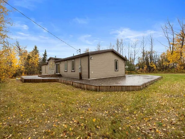 324 E Evergreen Rd, Mewatha Beach, AB T0A 0M0