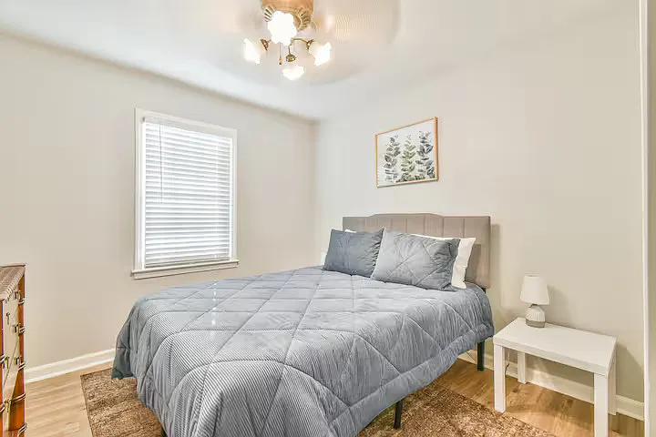 1125 Amber Rdg SW #2