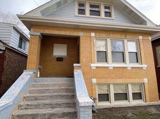 2719 Harvey Ave, Berwyn, IL 60402