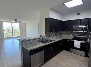 985 SW 37th Ave #910, Miami, FL 33135