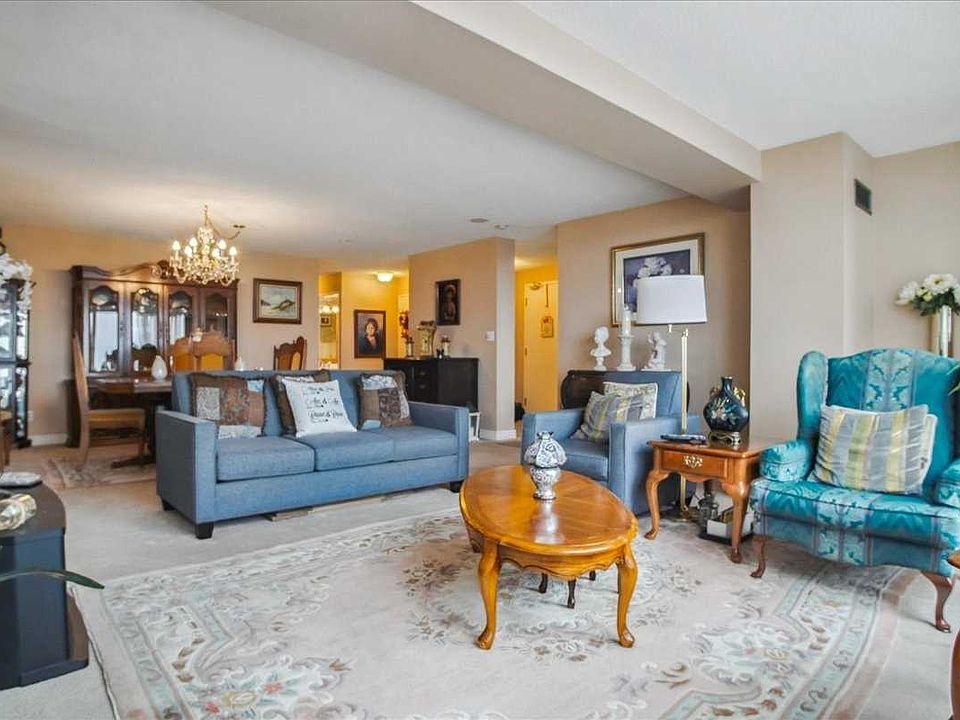 155 Hillcrest Ave Mississauga, ON, L5B3Z2 Apartments for Rent Zillow