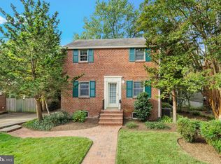 2104 N Jefferson St, Arlington, VA 22205
