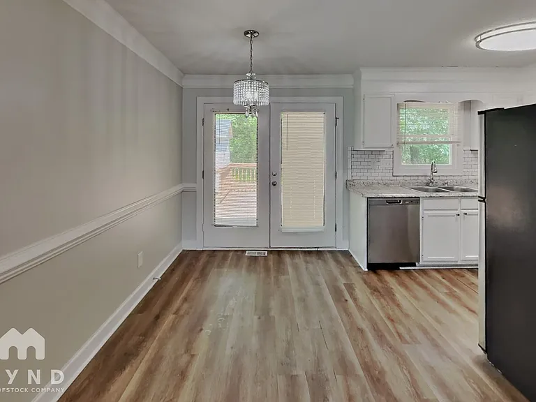 23 Joel Ct — Photo 4