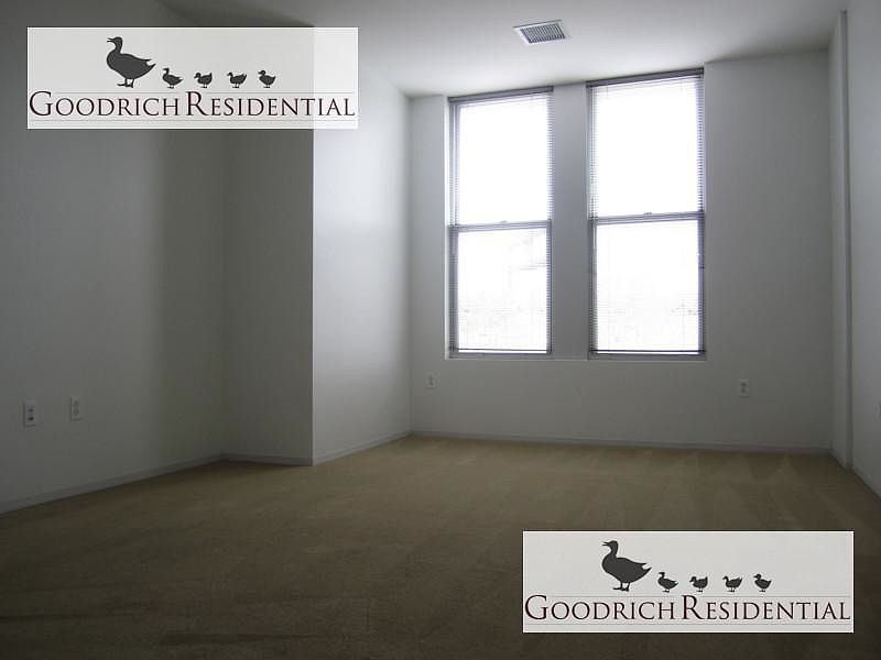 2nd image of 32 Caldwell St #201R