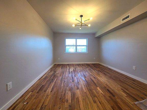 5th image of 790 River Rd #21