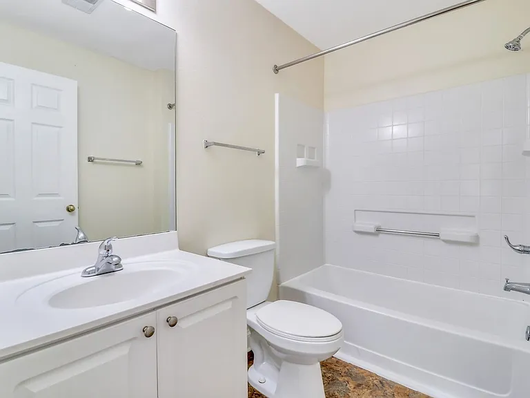 31 Summerfield Ct #122 — Photo 24