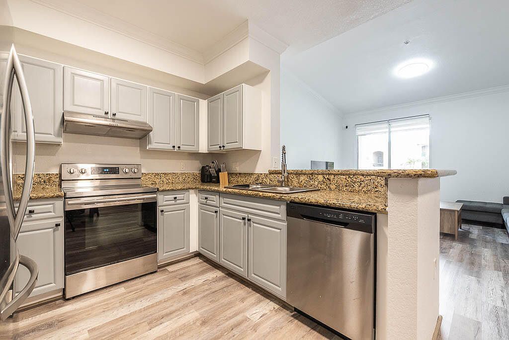 15085 Michelangelo Boulevard #207 — Gleneagles Country Club