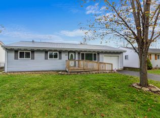1096 Hillside Ave, Harrisburg, OH 43126
