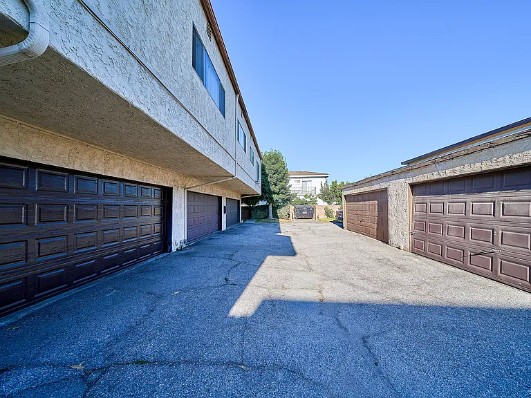 216 N Alhambra Ave #B — Photo 6
