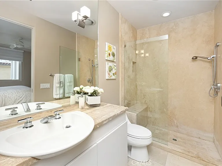15 Goleta Point Dr — Photo 36