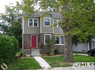 22702 Clairwood St, Saint Clair Shores, MI 48080