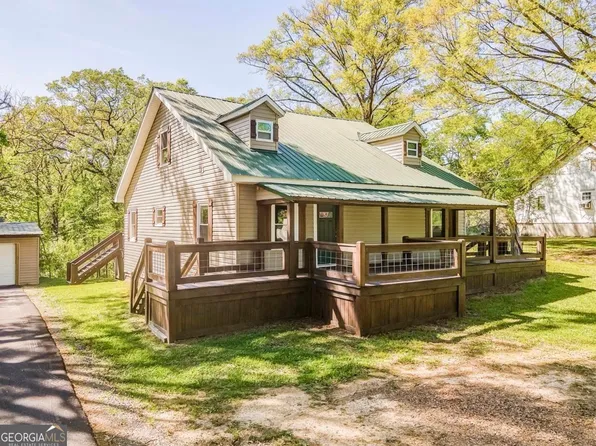 360 Ridge St, Trion, GA 30753