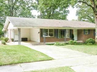 5146 Greenway Dr, North Little Rock, AR 72116