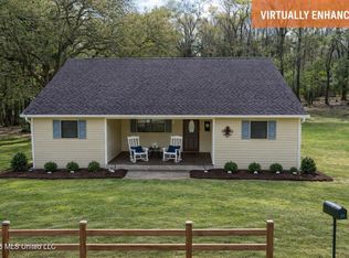 28 W M Stewart Rd, Carriere, MS 39426