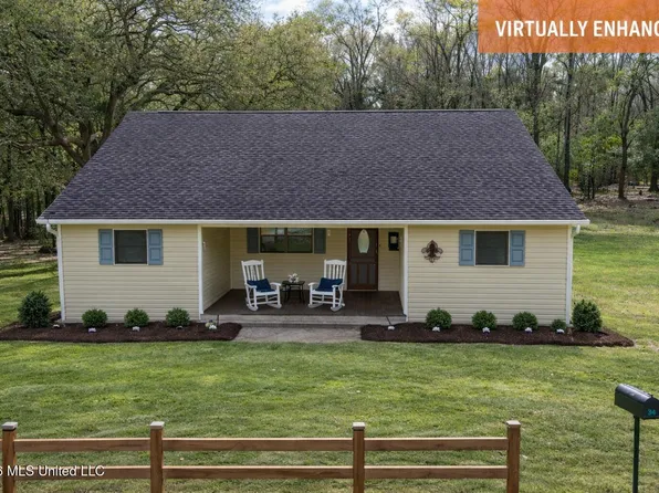 28 W M Stewart Rd, Carriere, MS 39426