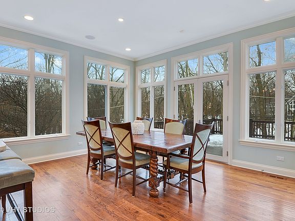 5th image of 320 N Deere Park Dr W