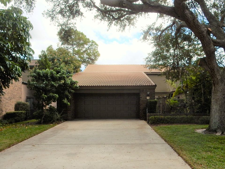 1st image of 135 Woden Way
