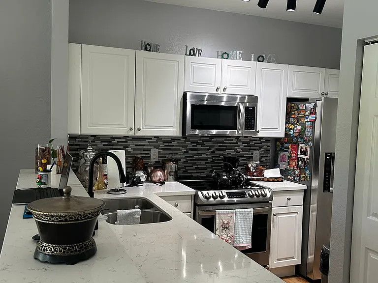 3370 NE 13th Circle Dr — Photo 9