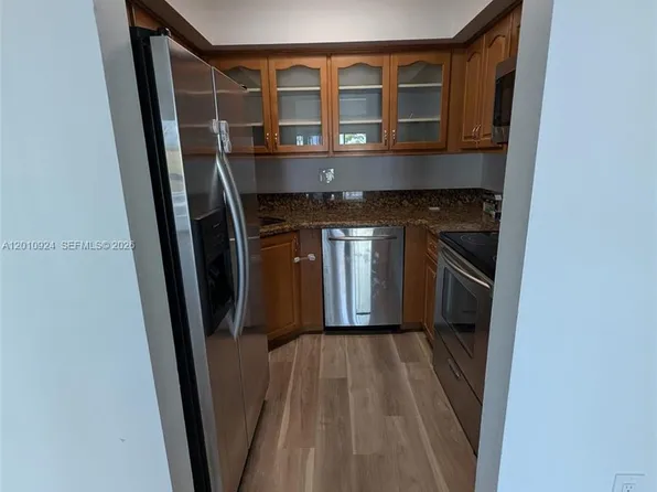1300 SW 122nd Ave, Miami, FL