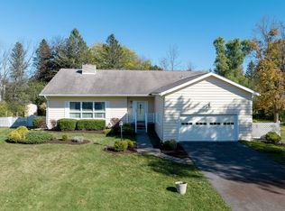 5 Brookhaven Dr, Ithaca, NY 14850