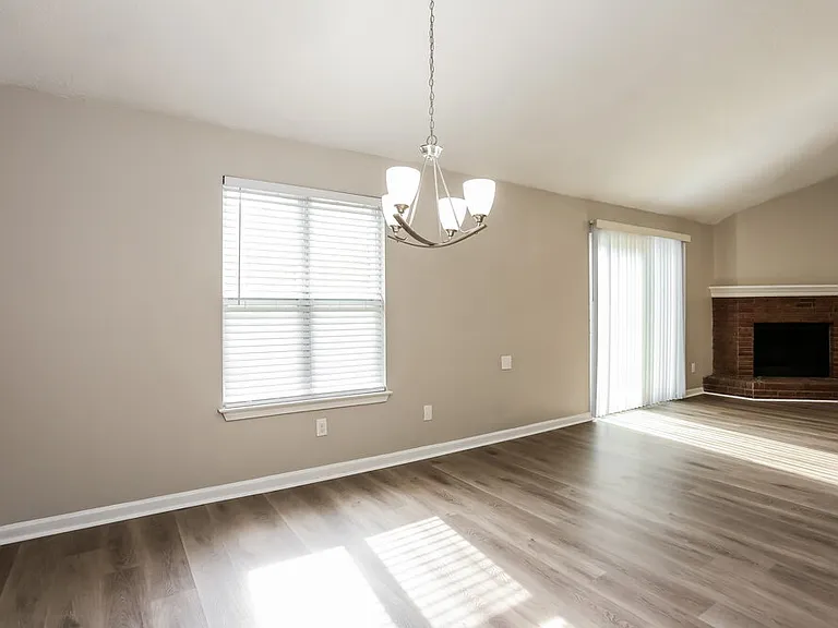 359 Tait Rd — Photo 6