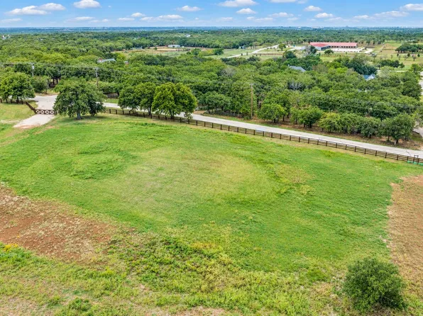 691 Porter Rd, Argyle, TX 76226