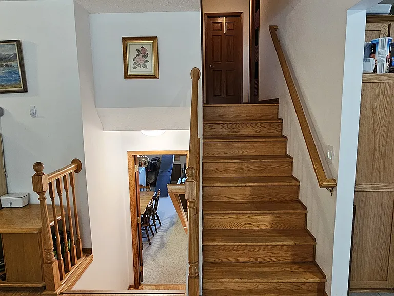 5140 Cottonwood Ln N — Photo 18