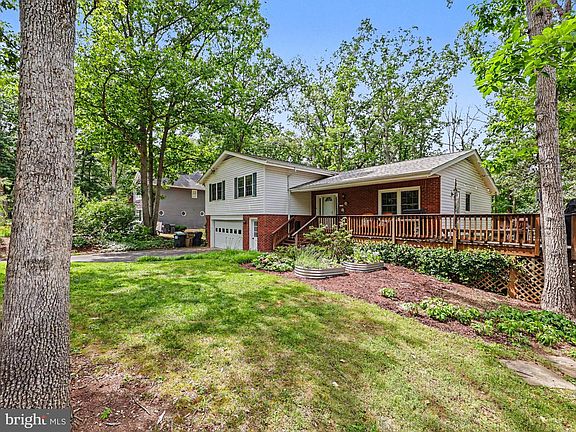 2nd image of 1006 Isabella Dr