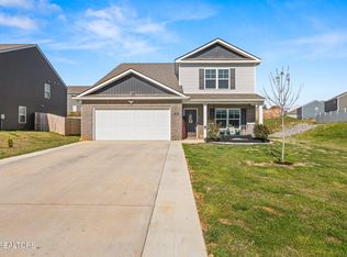 1150 Valley Dr, Athens, TN 37303