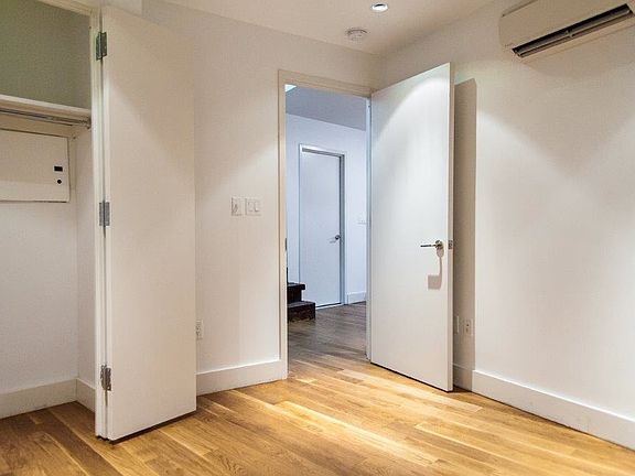 2nd image of 173 Green St #4BASS