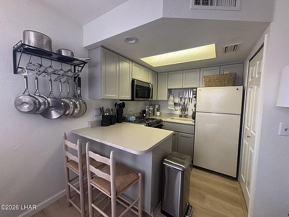 4th image of 1989 Mesquite Ave Unit 14