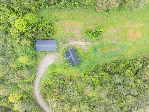 3rd image of 574 Browns Creek Rd