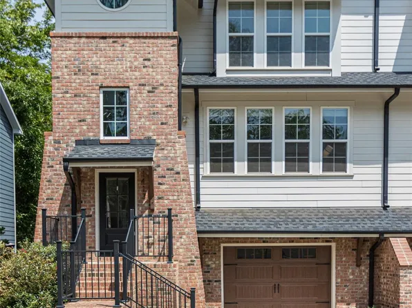 1413 Lomax Ave, Charlotte, NC 28211