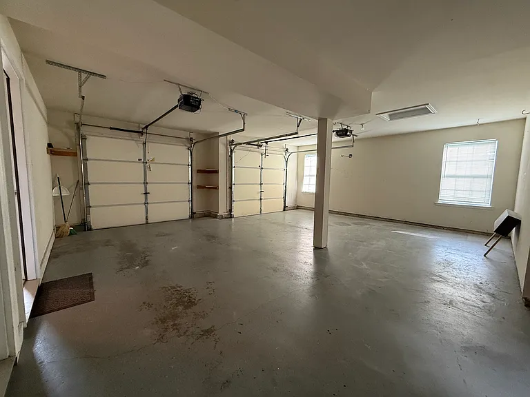 20850 Autumn Mill Ct — Photo 28
