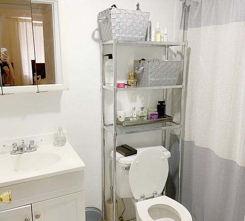 4th image of 214 W 20th St #1FF