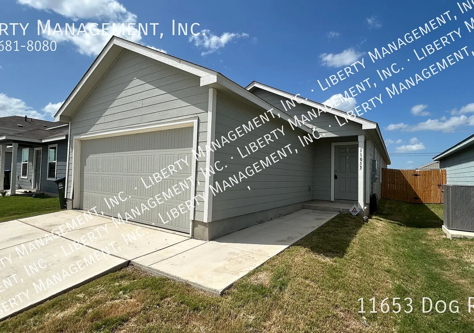 4 Bed, 2 Bath Single Story Home on a Cul-de-sac — Photo 2