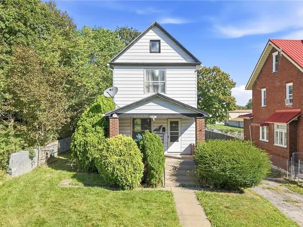 1568 Shehy St, Youngstown, OH 44506