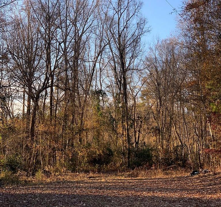 2nd image of 160 Kathryn Way