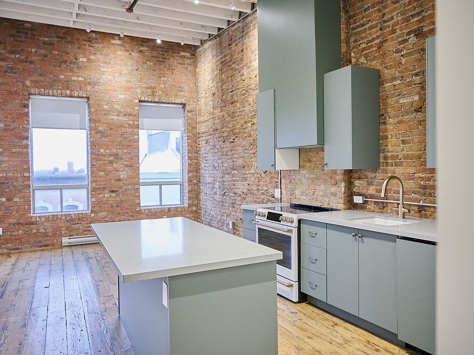 1st image of 107 Street Paul St #7