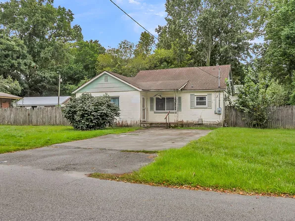 5131 Butler St, North Charleston, SC 29406
