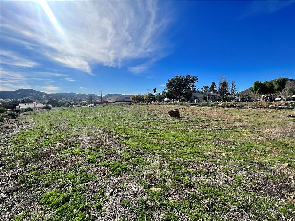 1st image of 0 Trent Dr #3