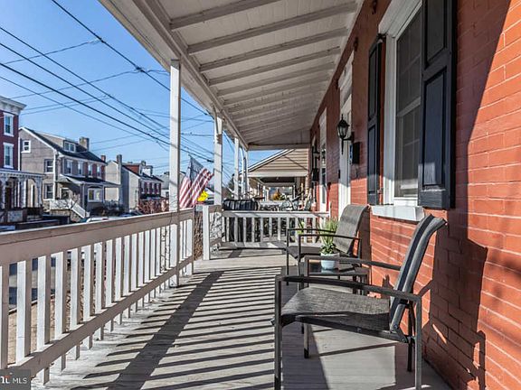 5th image of 331 Church St